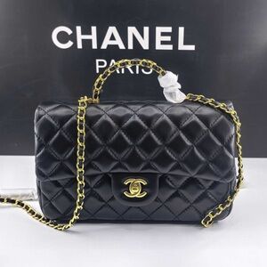 Chanel Black Quilted Shoulder Bag with Gold Chain